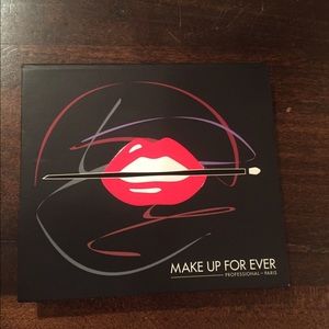 Make Up Forever Artists Pallet Nudes