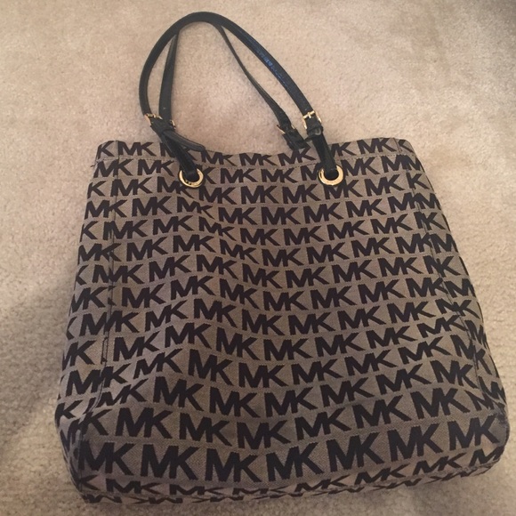 Michael Kors bag