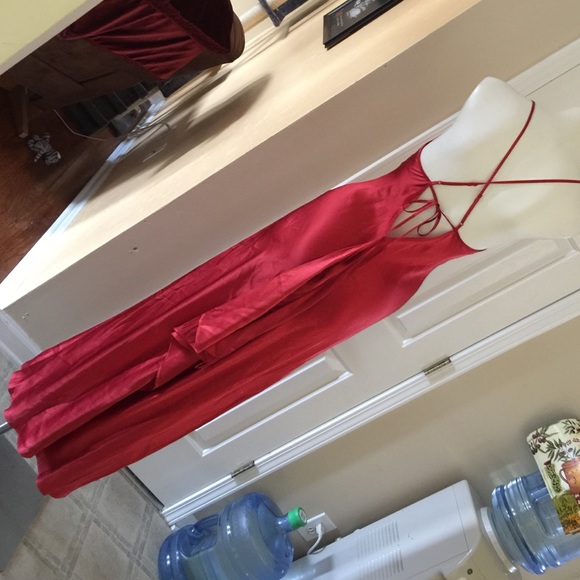 Victoria's Secret long sexy gown with beaded train - Picture 2 of 4