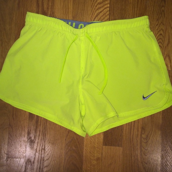 Nike Pants - Nike athletic shorts