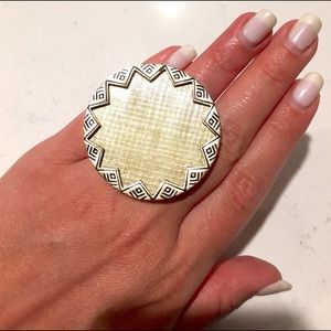 House of Harlow Ring