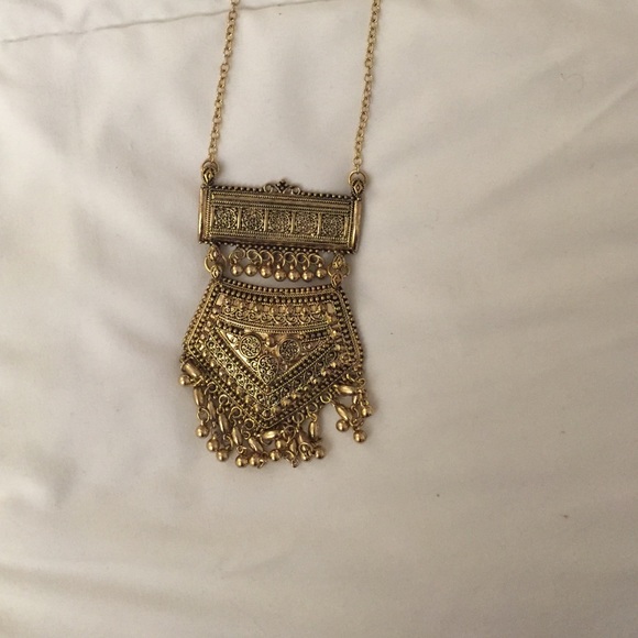 Jewelry - Picture 3 of 3