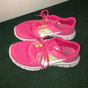 Pink & green Nike sneakers size 4 1/2