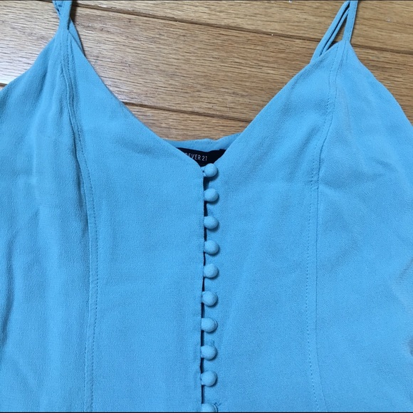 Buttoned Romper - Picture 4 of 4