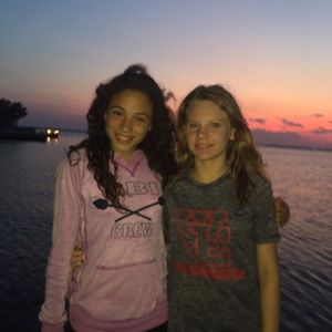 Meet your Posher, Elana