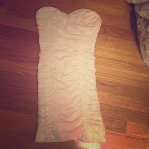 Sweetheart Classy Lace Strapless Dress