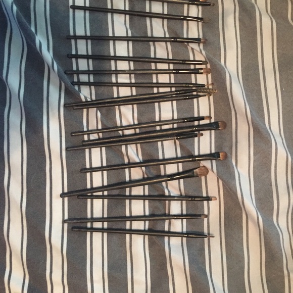 Make up brushes