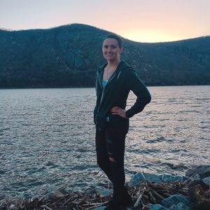Meet your Posher, Savannah
