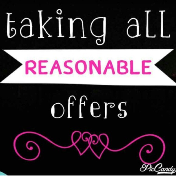 Taking all reasonable offers!! Everything must go!