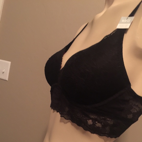 Lace push-up Bralette. - Picture 2 of 2