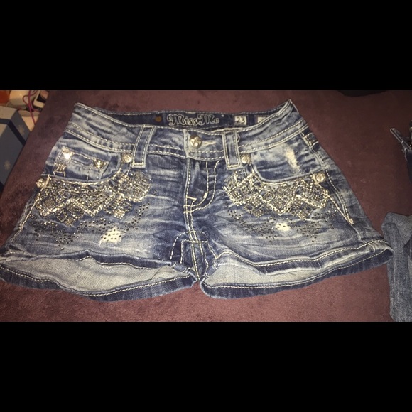 Buckle shorts