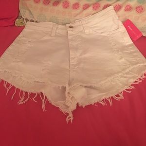 White high waist shorts