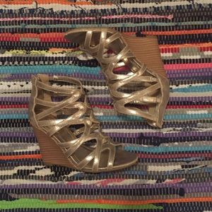 Bamboo Gold Wedges