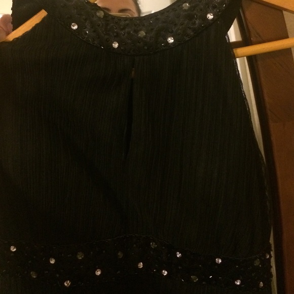 Jessica Howard. Evenings - Picture 2 of 4