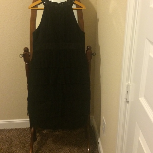 Jessica Howard. Evenings - Picture 3 of 4