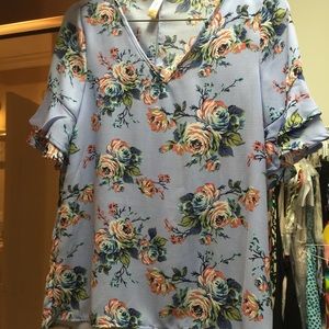 NWOT blue ruffle sleeve top