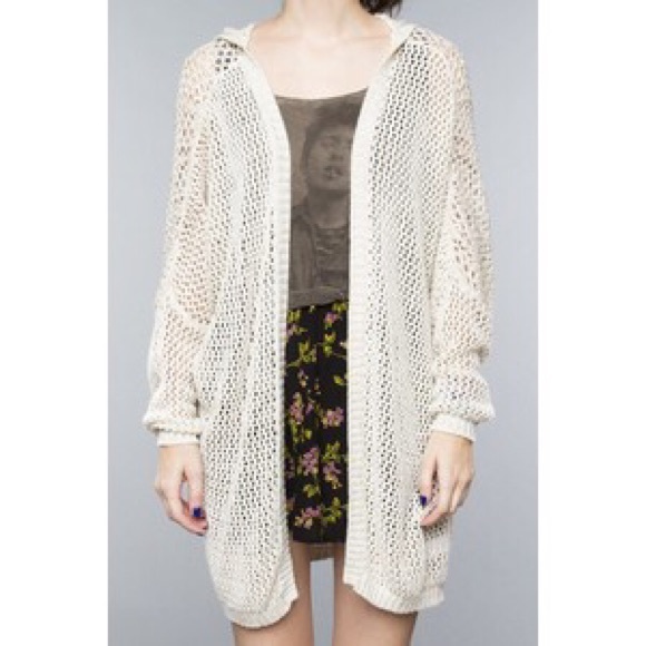Brandy Melville Moselle cardigan