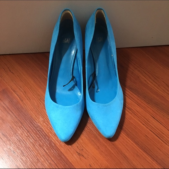 H&M Blue Kitten Heels