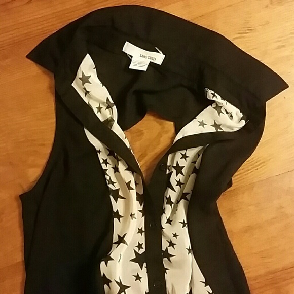 NWOT Open-Back Sheer Button-Down Tank - Picture 3 of 6