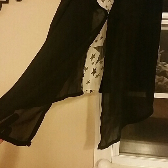 NWOT Open-Back Sheer Button-Down Tank - Picture 5 of 6