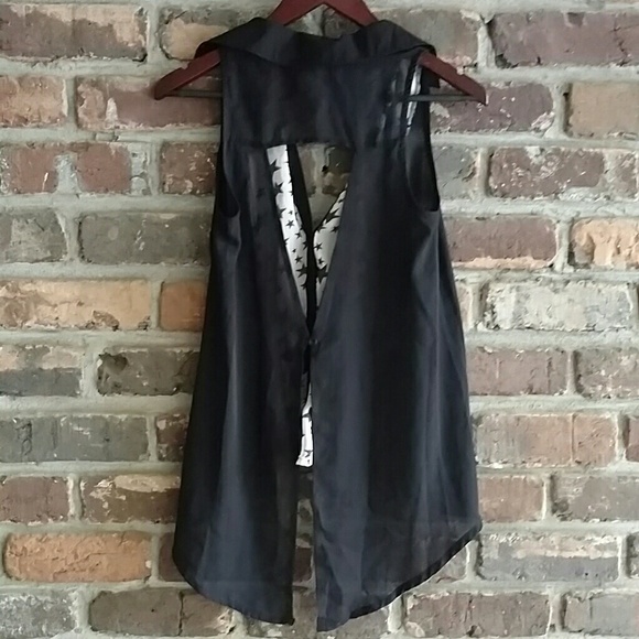 NWOT Open-Back Sheer Button-Down Tank - Picture 2 of 6