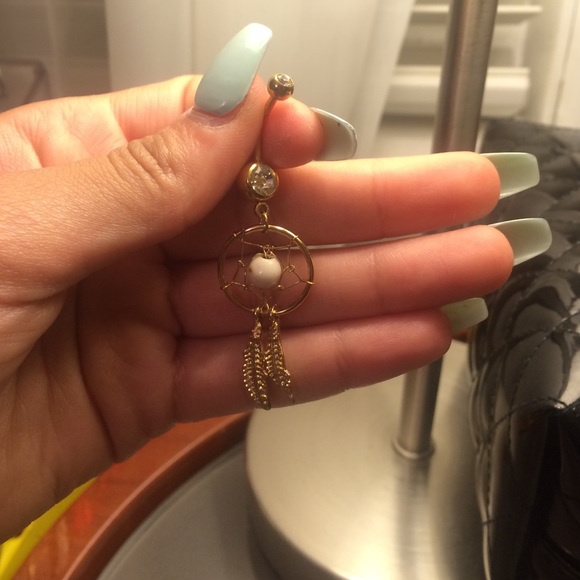Belly button ring - Picture 2 of 4