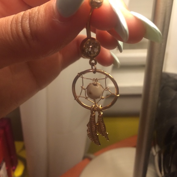 Belly button ring - Picture 4 of 4
