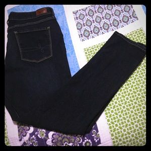 Dark Skinny Denizen Levi Jeans Size 12!