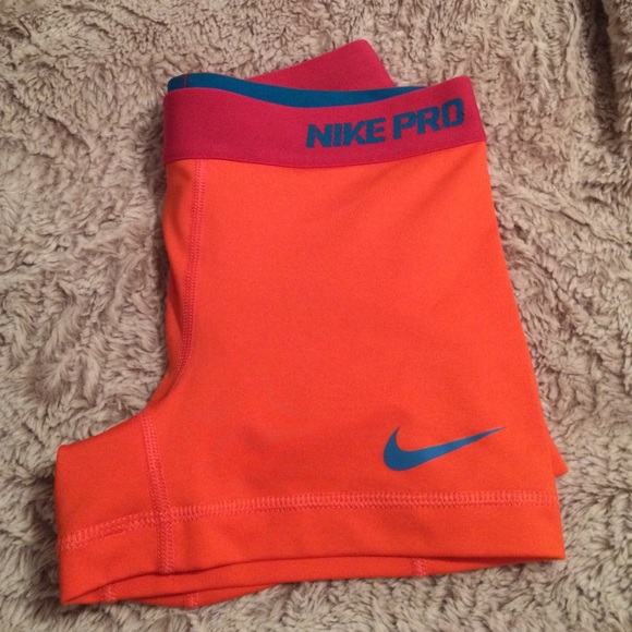 Nike Pro Short (XS)