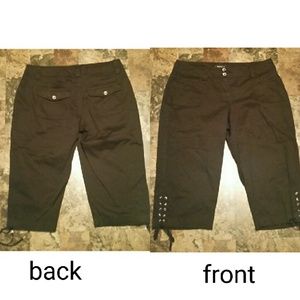 White House Black Market Drawstring Capris