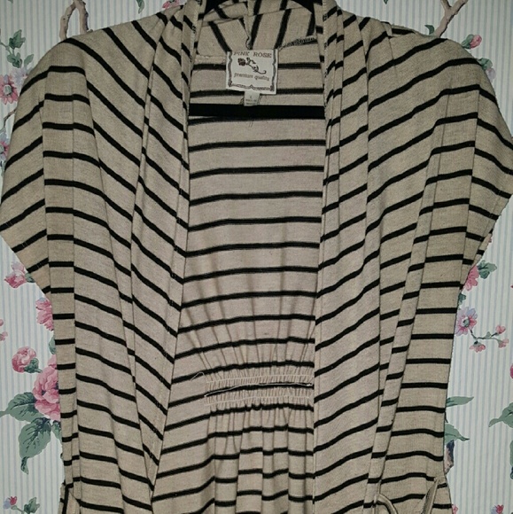 Short sleeve Cardigan - Picture 1 of 2