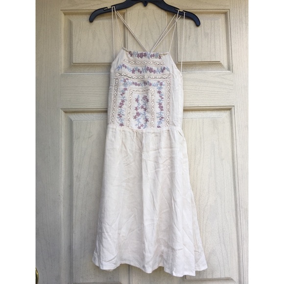 En Créme Dresses & Skirts - Boho like dress