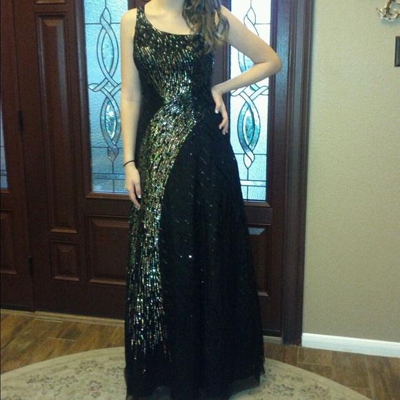 Black formal dress (prom!)