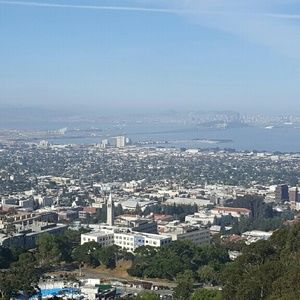 Meet your Posher, Yadel