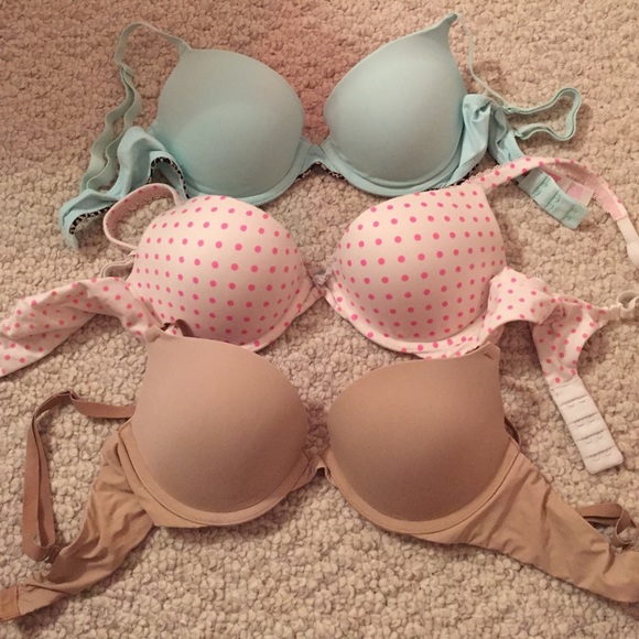 3 PINK & VS push-up bras!
