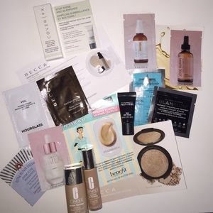 15 mini samples/travel sized makeup goodies!