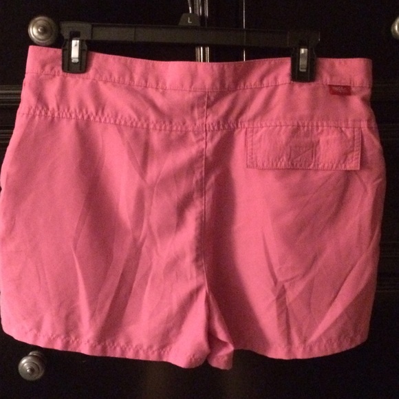 Shorts - Picture 2 of 3