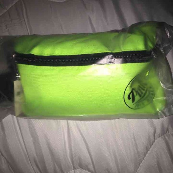 🔴SOLD🔴Victoria's Secret PINK Hip Bag