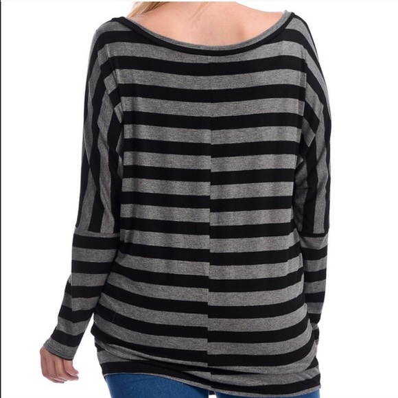 Striped top💕 - Picture 3 of 4