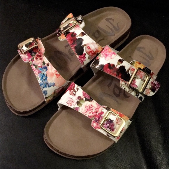 Floral strappy Birkenstock look-a-likes