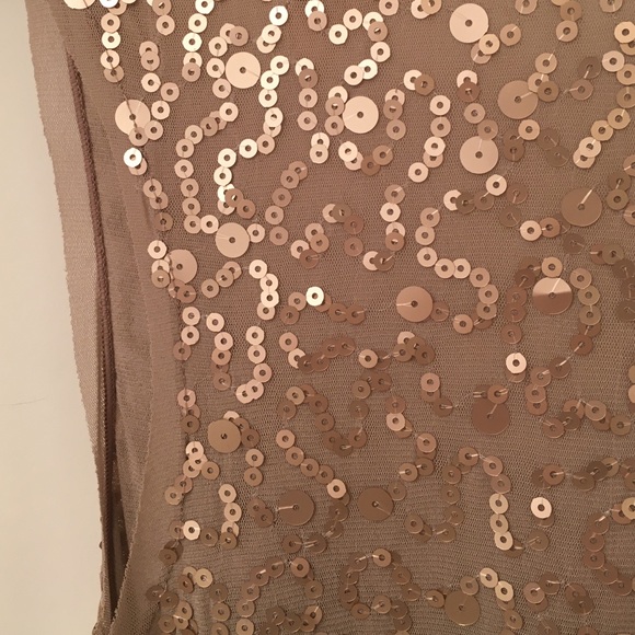 Nude Sequined Body-con Cocktail Dress - Picture 3 of 4