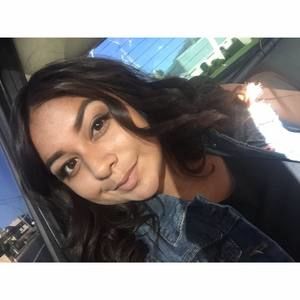 Meet your Posher, Angela