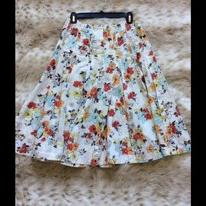 CAbi Floral Print, Below Knee Flowy Skirt