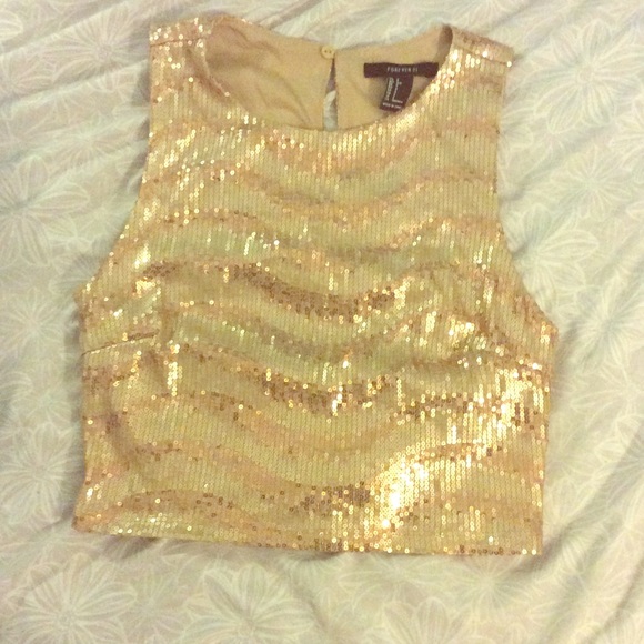Gold sparkly crop top - Forever 21. Size S