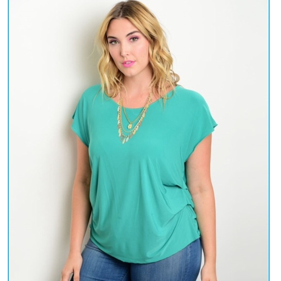 Green plus size top - Picture 1 of 2