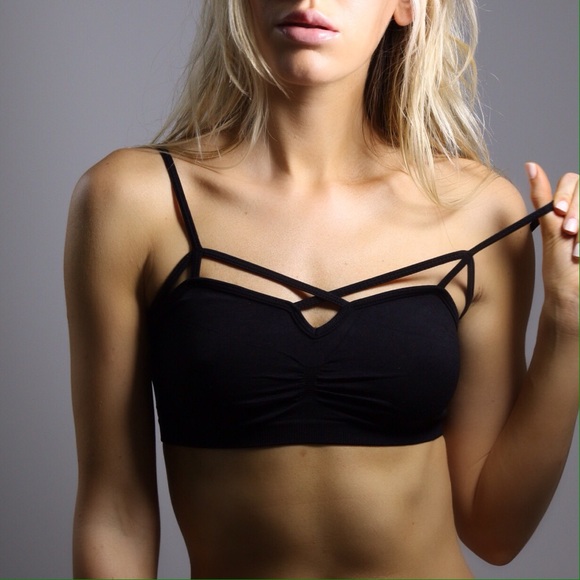 Black Bralette ❕LAST 1❕ - Picture 3 of 4