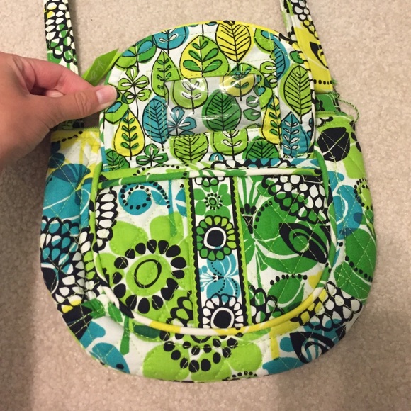 Vera Bradley matching Crossbody and wallet - Picture 2 of 4
