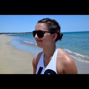 Meet your Posher, Jaymee