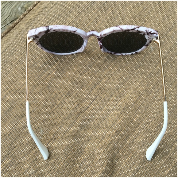 Blush Pink Marbled Mirror Sunglasses LAST ONE!!! - Picture 4 of 4