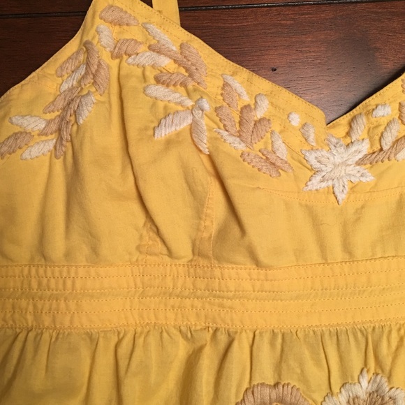 Yellow embroidered tank - Picture 3 of 4